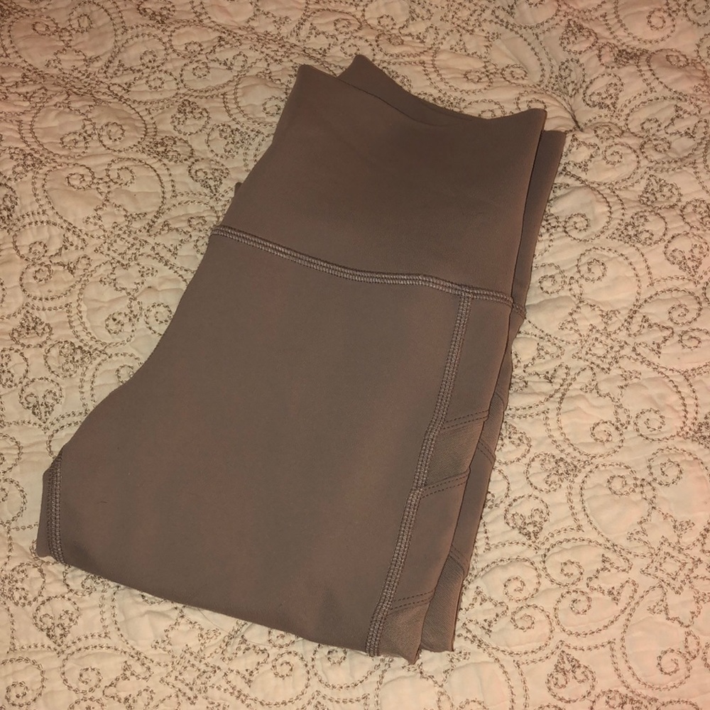 Alo Yoga Leggings